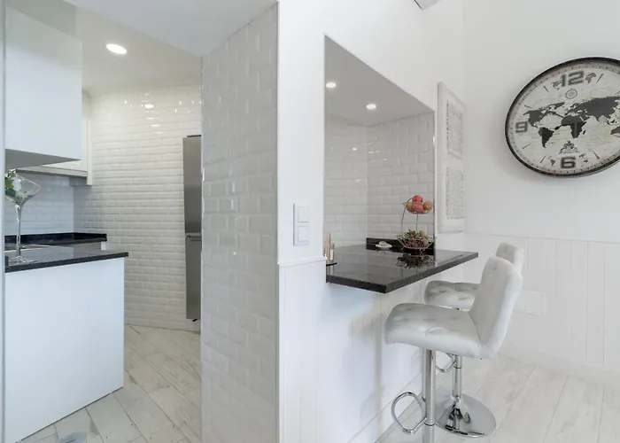 Olhando O Mar - Лагуш