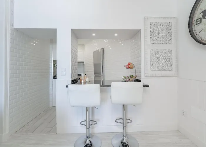 Olhando O Mar - Лагуш